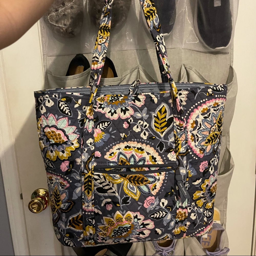 Vera Bradley Vera Tote Bag Charmont Meadow NWT